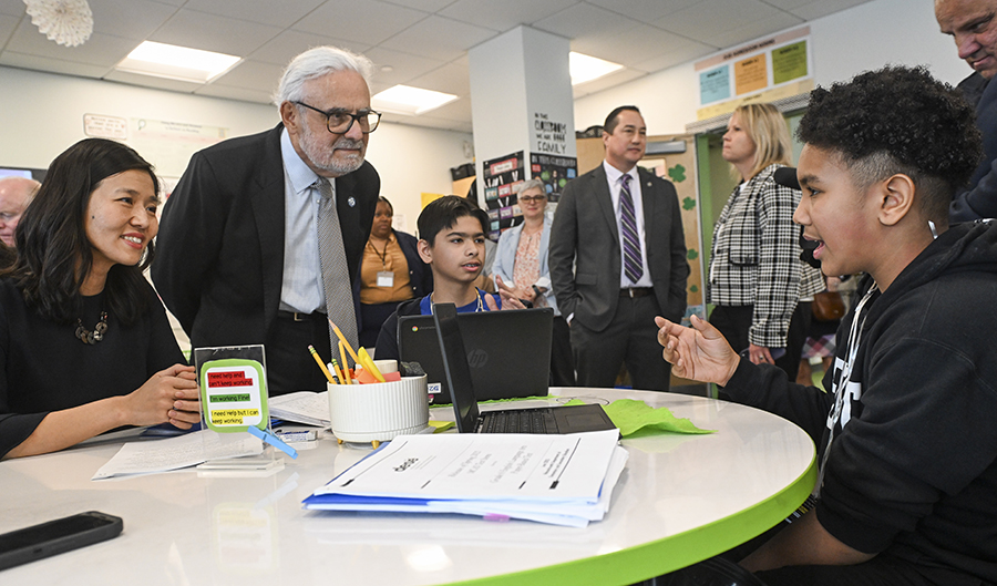 Boston Public Schools, UMass Boston Partner on Student AI Literacy Initiative
